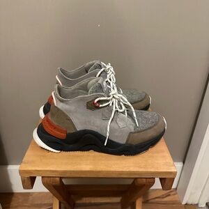 Sorel Gray and Brown Lace Up shoe boots